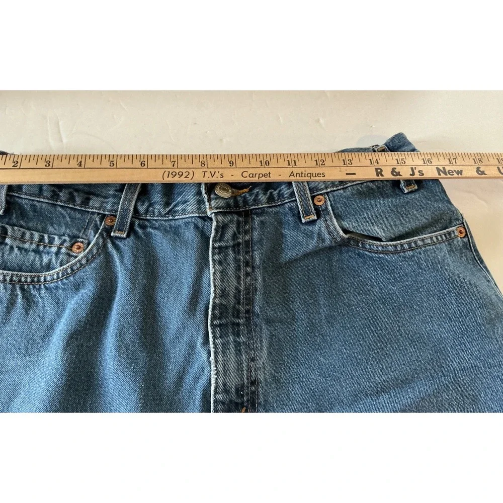 Levis preowned these